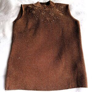 Sleeveless sweater/top